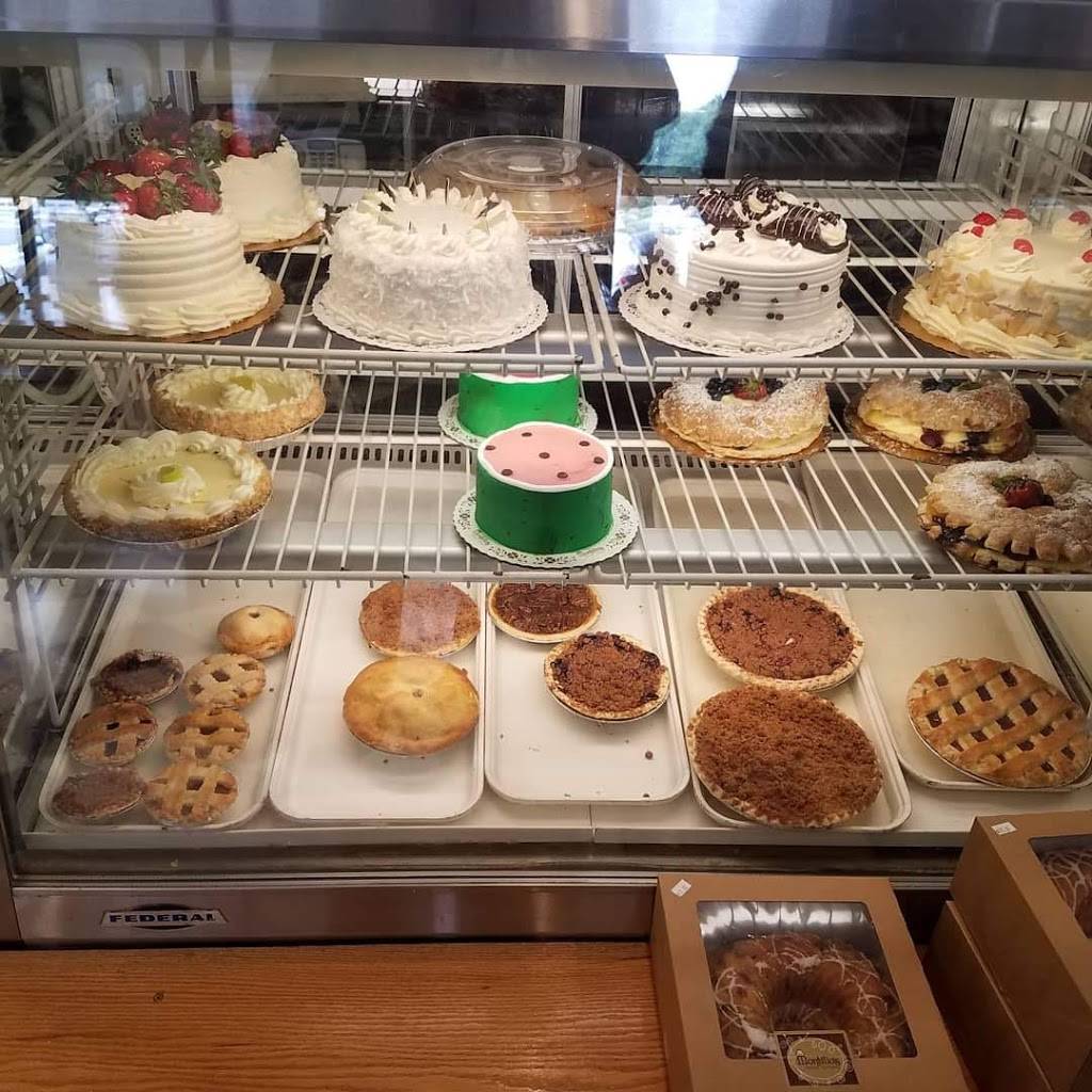 Montilios Baking Company & Pizzeria | restaurant | 703 Granite St, Braintree, MA 02184, USA | 7815355200 OR +1 781-535-5200