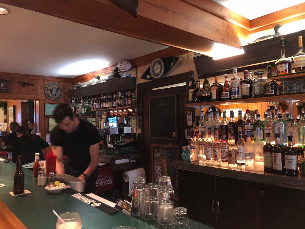 Old Channel Inn | restaurant | 6905 N Old Channel Trail, Montague, MI 49437, USA | 2318933805 OR +1 231-893-3805