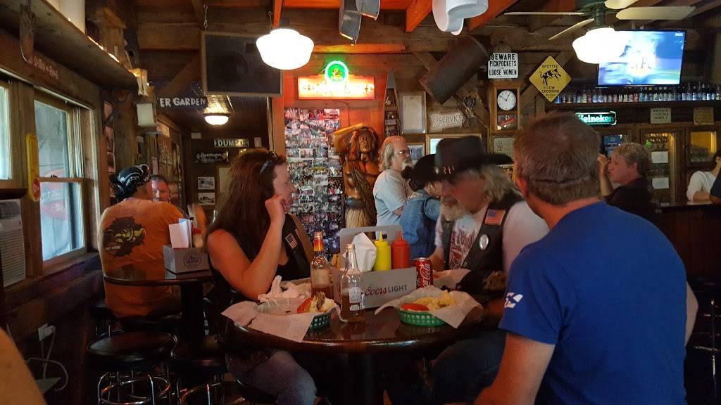 Anton’s Saloon | restaurant | 26320 County Hwy W, Benton, WI 53803, USA | 6089654881 OR +1 608-965-4881