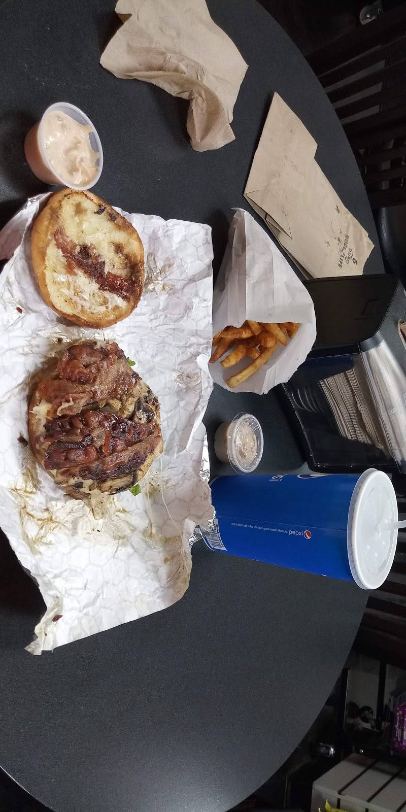 Gorilla Grill | restaurant | 7107 NE Vancouver Mall Dr # A, Vancouver, WA 98661, USA | 3608923866 OR +1 360-892-3866