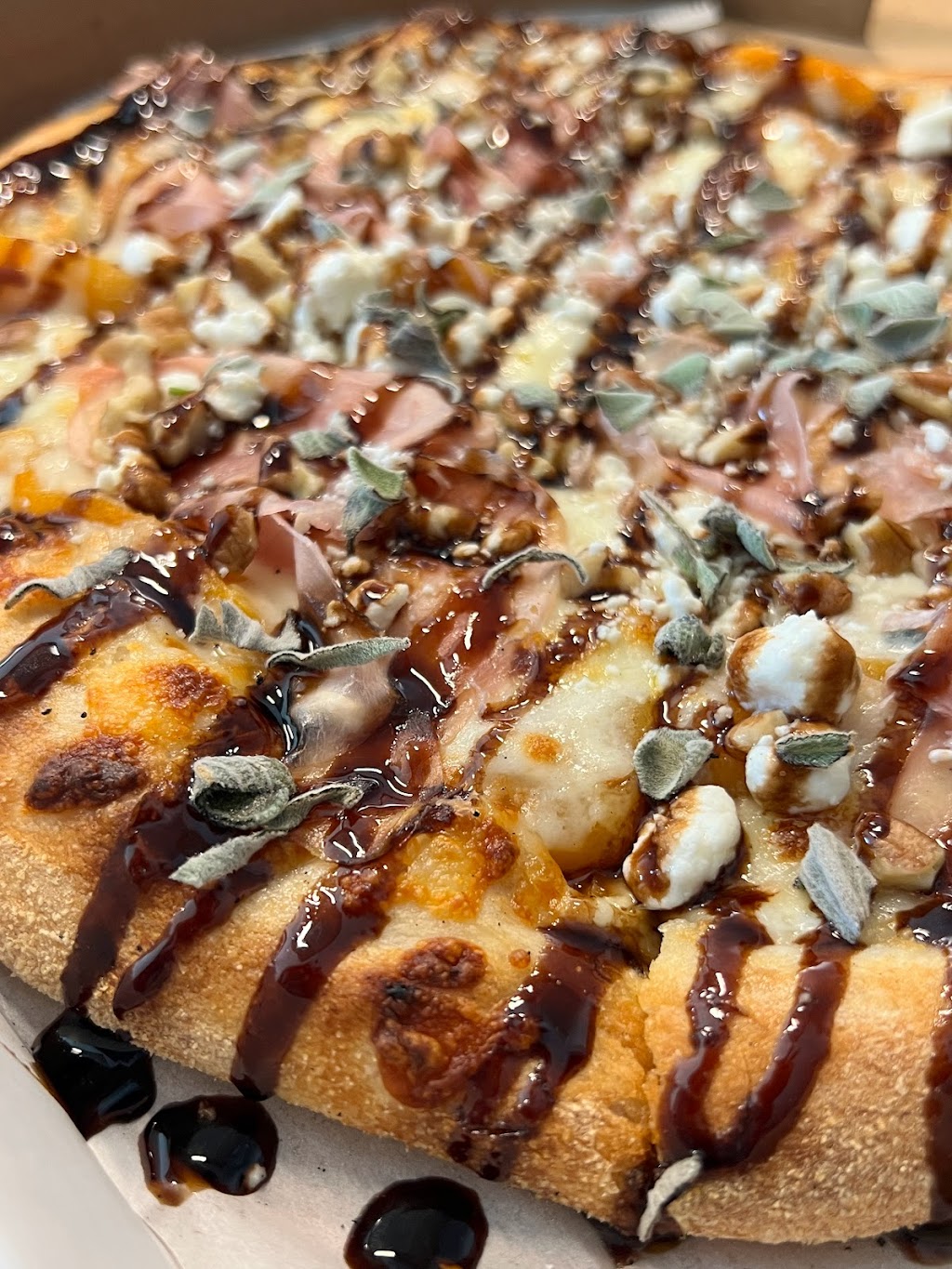 Boss Pizza Co. | restaurant | 7318 McNeil Dr, Austin, TX 78729, USA | 5123628842 OR +1 512-362-8842