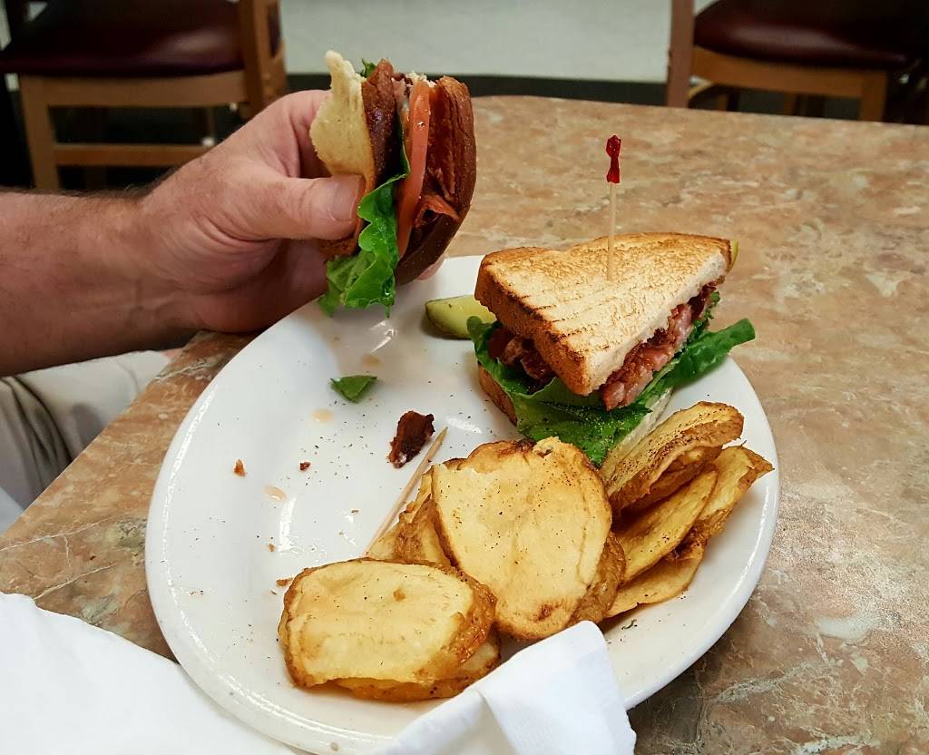 Omelet House | restaurant | 2227 N Rampart Blvd, Las Vegas, NV 89128, USA | 7023152828 OR +1 702-315-2828