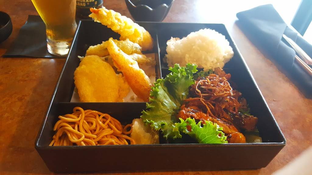 MOMO SUSHI & GRILL | restaurant | 3970 Mercantile Dr #180-A, Lake Oswego, OR 97035, USA | 5033875118 OR +1 503-387-5118