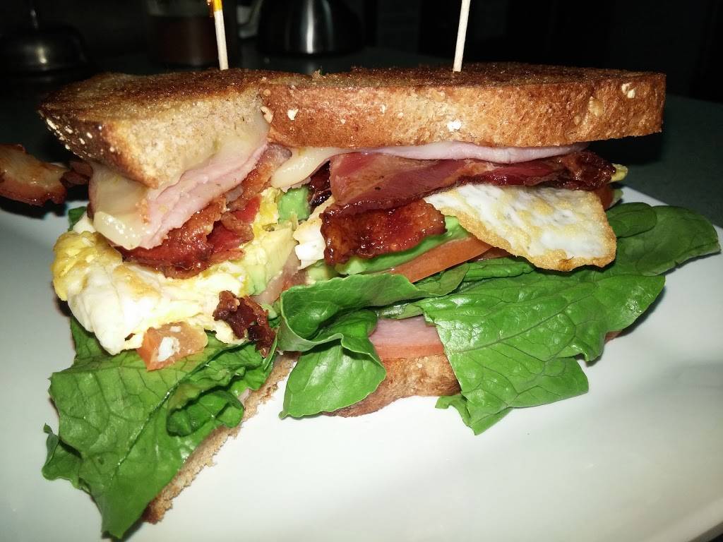 Mill Creek Restaurant | restaurant | 8051 State Highway 99E, Los Molinos, CA 96055, USA | 5303841031 OR +1 530-384-1031