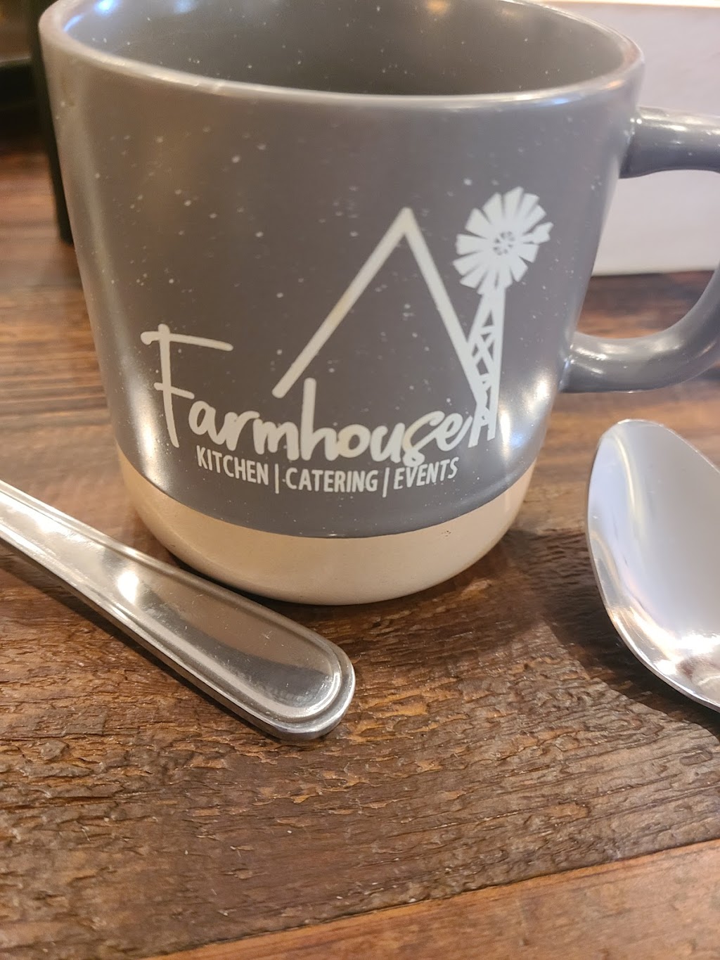 The Farmhouse Kitchen & Catering | restaurant | 9522 N 300 E, Syracuse, IN 46567, USA | 5743371259 OR +1 574-337-1259
