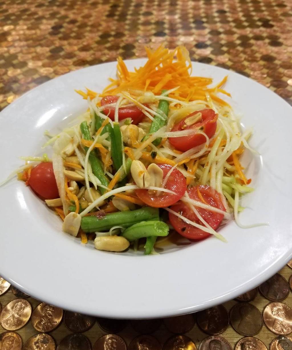 Sweet Basil Thai Cuisine | restaurant | 24 W Main St, Berryville, VA 22611, USA | 5409556234 OR +1 540-955-6234