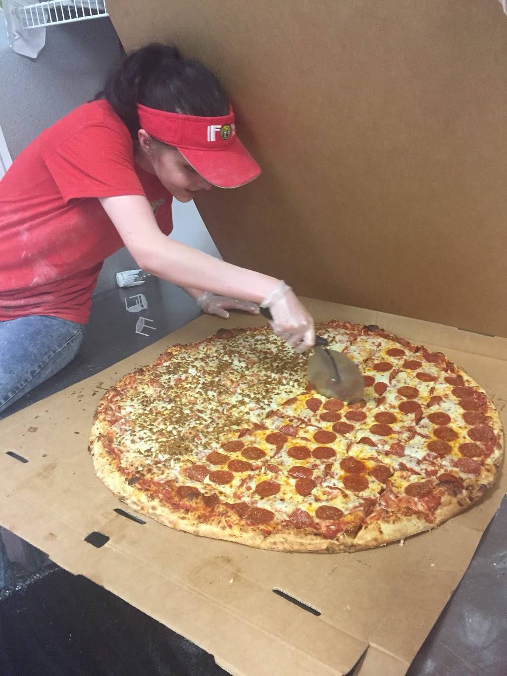 Foxs Pizza Den | restaurant | 1070 W Main St, Plainfield, IN 46168, USA | 3172688558 OR +1 317-268-8558