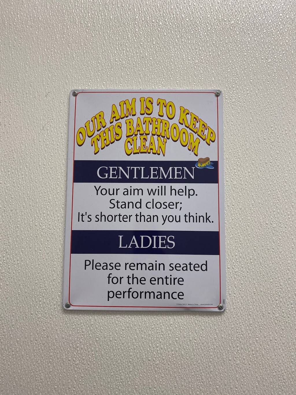 Emma Jeans Restaurant & Lounge | restaurant | 2117 Antique City Dr, Walnut, IA 51577, USA | 7127842500 OR +1 712-784-2500