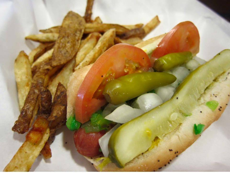 WiseGuys - A Chicago Eatery | restaurant | 441 W Nakoma Dr, San Antonio, TX 78216, USA | 2102489609 OR +1 210-248-9609