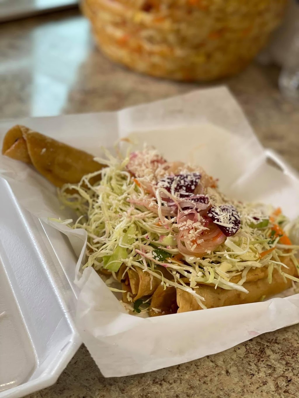 Pupusas y Antojitos Genesis | restaurant | 4508 Baseline Rd, Little Rock, AR 72209, USA | 5014540872 OR +1 501-454-0872