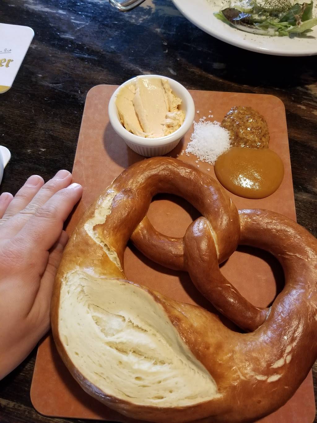 Prost! West Seattle | restaurant | 3407 California Ave SW, Seattle, WA 98116, USA | 2064207174 OR +1 206-420-7174