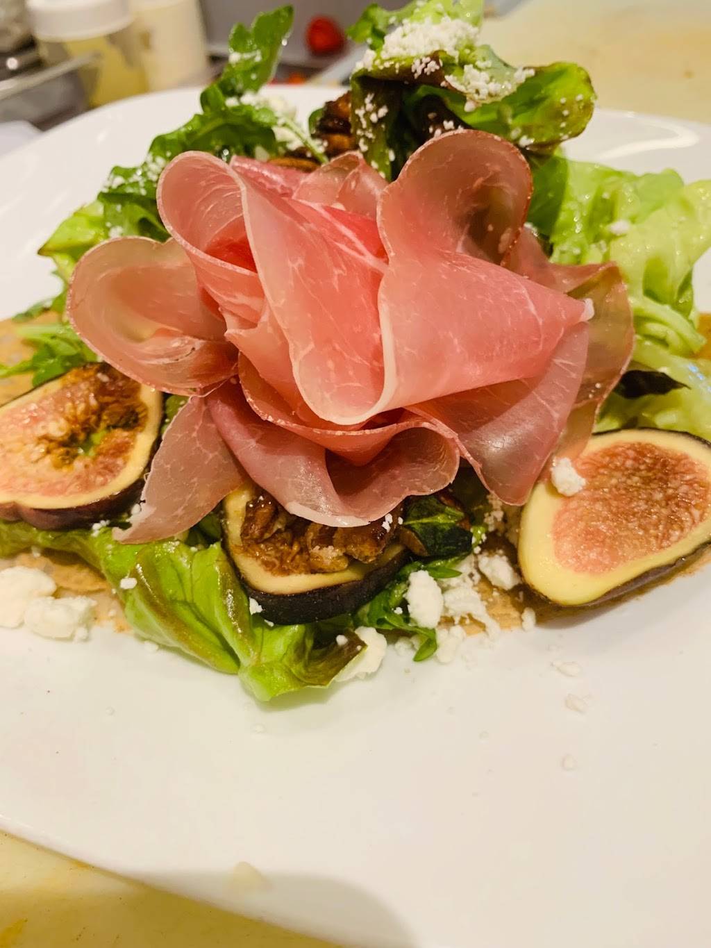 Magdalenas Bistro and Crêperie | restaurant | 1200 10th St #103, Bellingham, WA 98225, USA | 3604838569 OR +1 360-483-8569