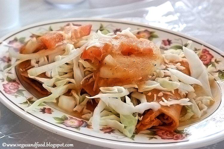 Birrieria Rosa Maria Restaurant | restaurant | 13667 Van Nuys Blvd, Pacoima, CA 91331, USA | 8188975085 OR +1 818-897-5085