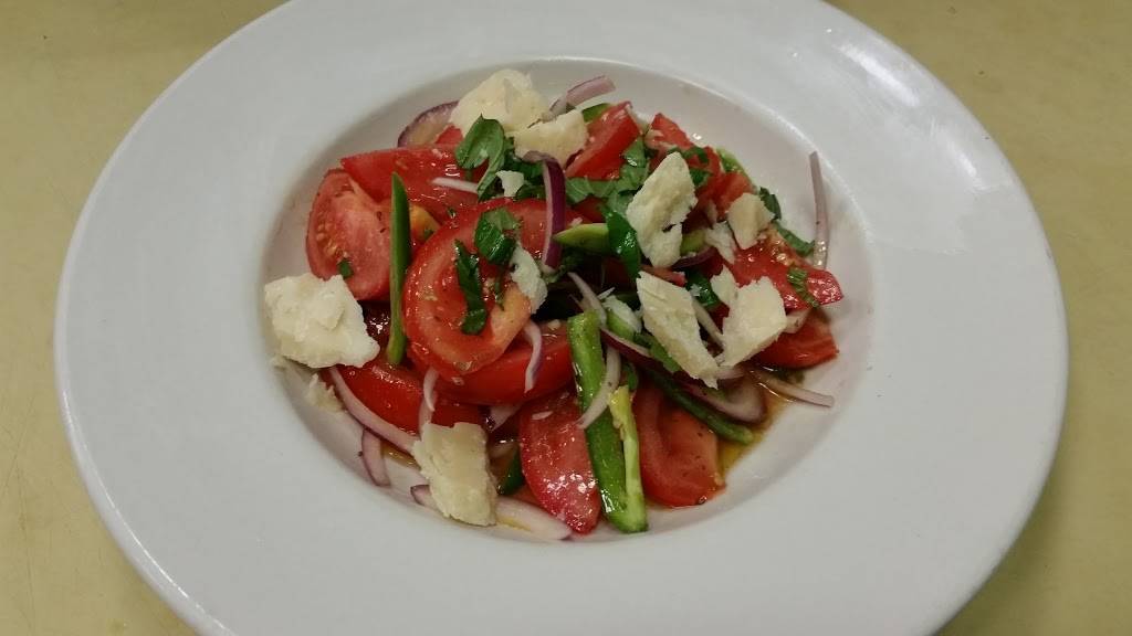 Annas Italian Kitchen | restaurant | 1686 NJ-35, Middletown, NJ 07748, USA | 7322759142 OR +1 732-275-9142