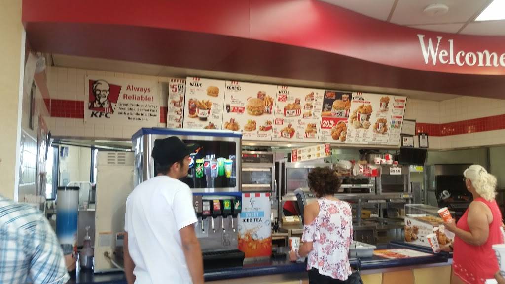 KFC | restaurant | 12125 Mariposa Rd, Victorville, CA 92395, USA | 7602415113 OR +1 760-241-5113