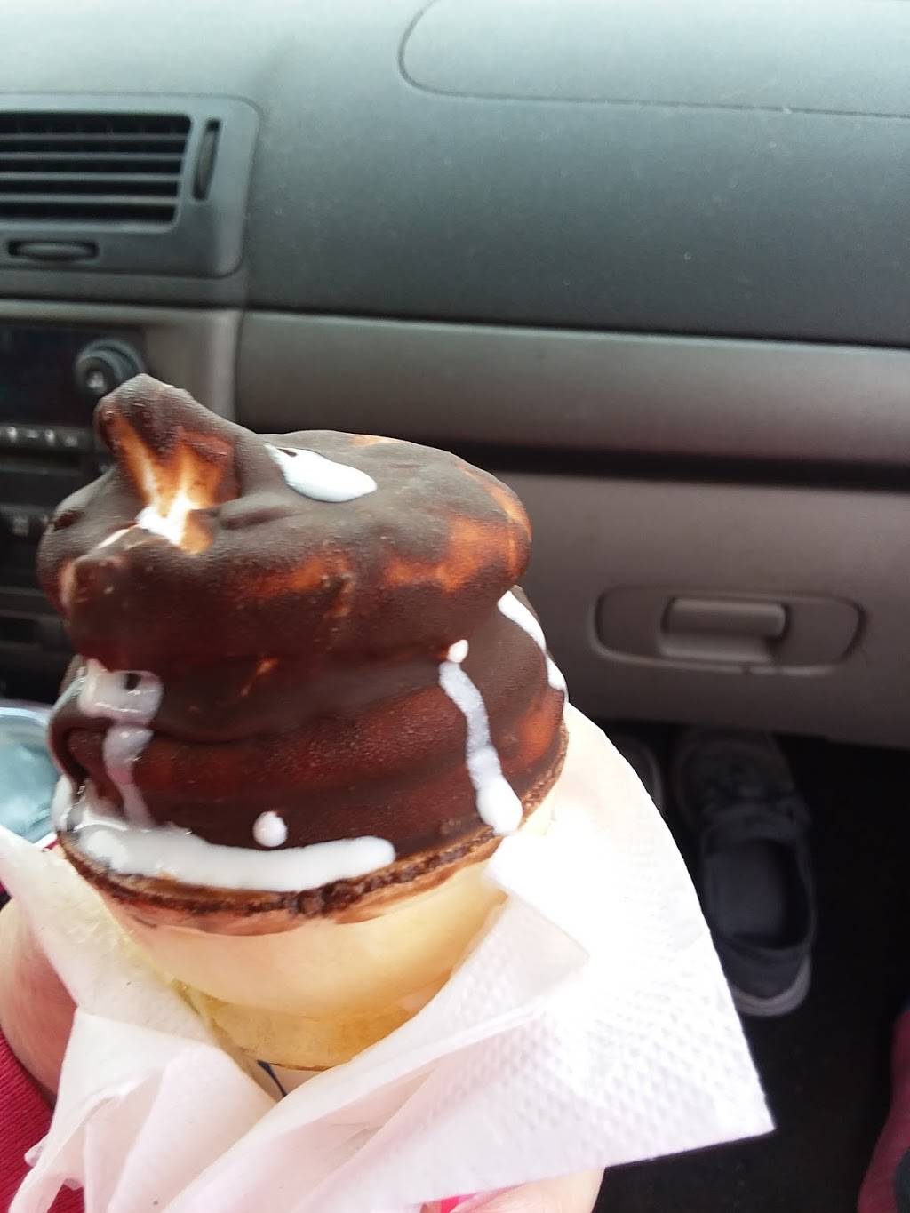 Dairy Queen Grill & Chill | restaurant | 1 Triangle Dr, Sellersburg, IN 47172, USA | 8122465221 OR +1 812-246-5221