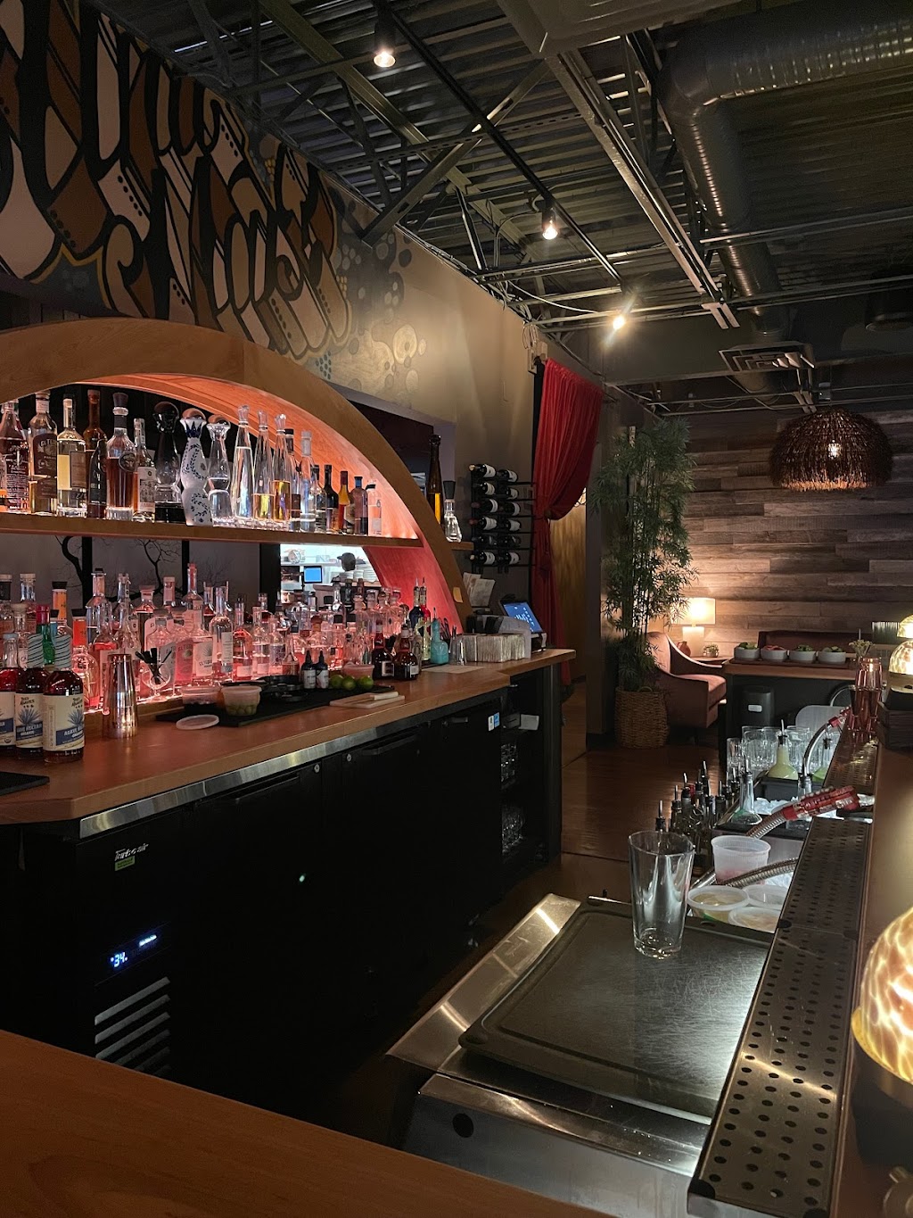 Quemar | restaurant | 1201 Laskin Rd Suite 100, Virginia Beach, VA 23451, USA | 7579652066 OR +1 757-965-2066