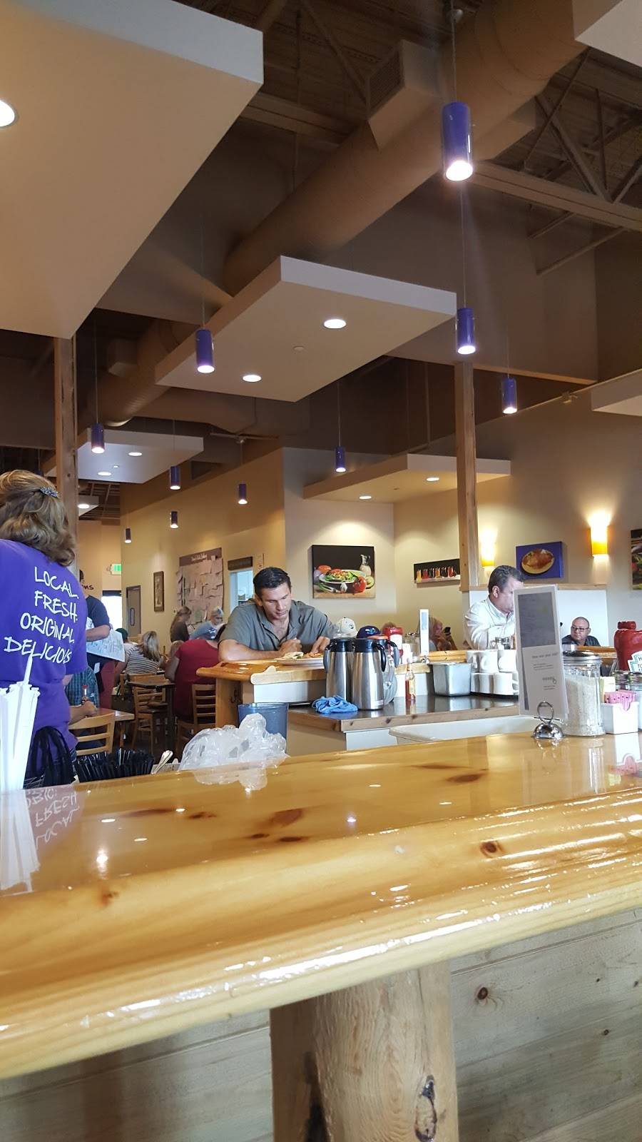 Dougs Day Diner | restaurant | 2842 Council Tree Ave #143, Fort Collins, CO 80525, USA | 9703772660 OR +1 970-377-2660