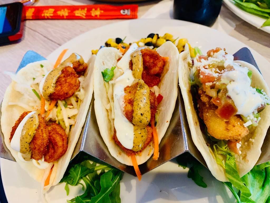 Finz | restaurant | 86 Wharf St, Salem, MA 01970, USA | 9787448485 OR +1 978-744-8485