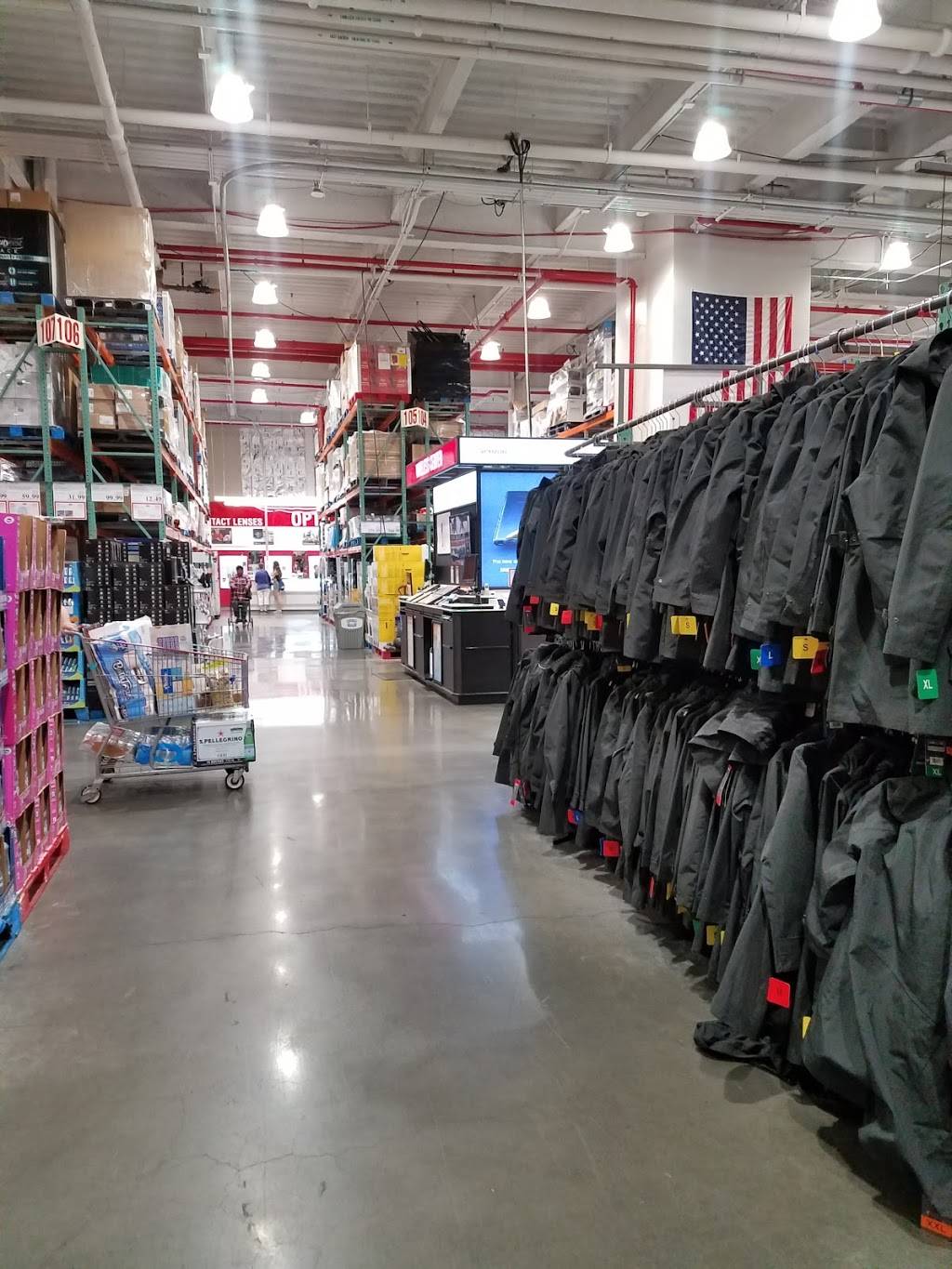 Costco Food Court | meal takeaway | 517 E 117th St, New York, NY 10035, USA | 2128965873 OR +1 212-896-5873