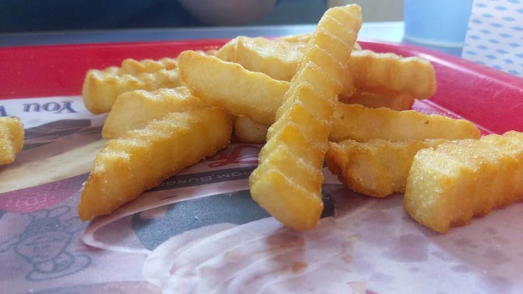 Fosters Freeze | restaurant | 3858 E Ventura Ave, Fresno, CA 93702, USA | 5592664884 OR +1 559-266-4884