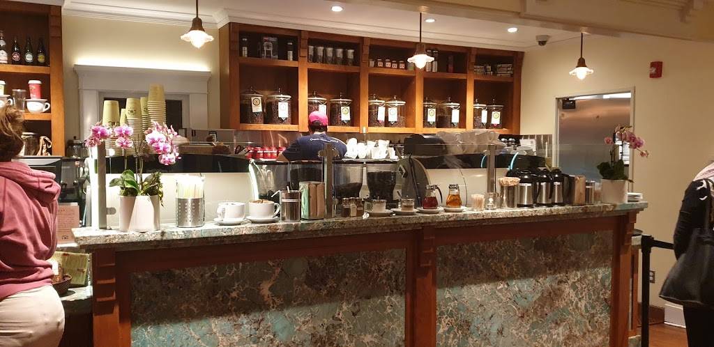 Urth Caffé - Laguna Beach | cafe | 308 N Pacific Coast Hwy, Laguna Beach, CA 92651, USA | 9493768888 OR +1 949-376-8888