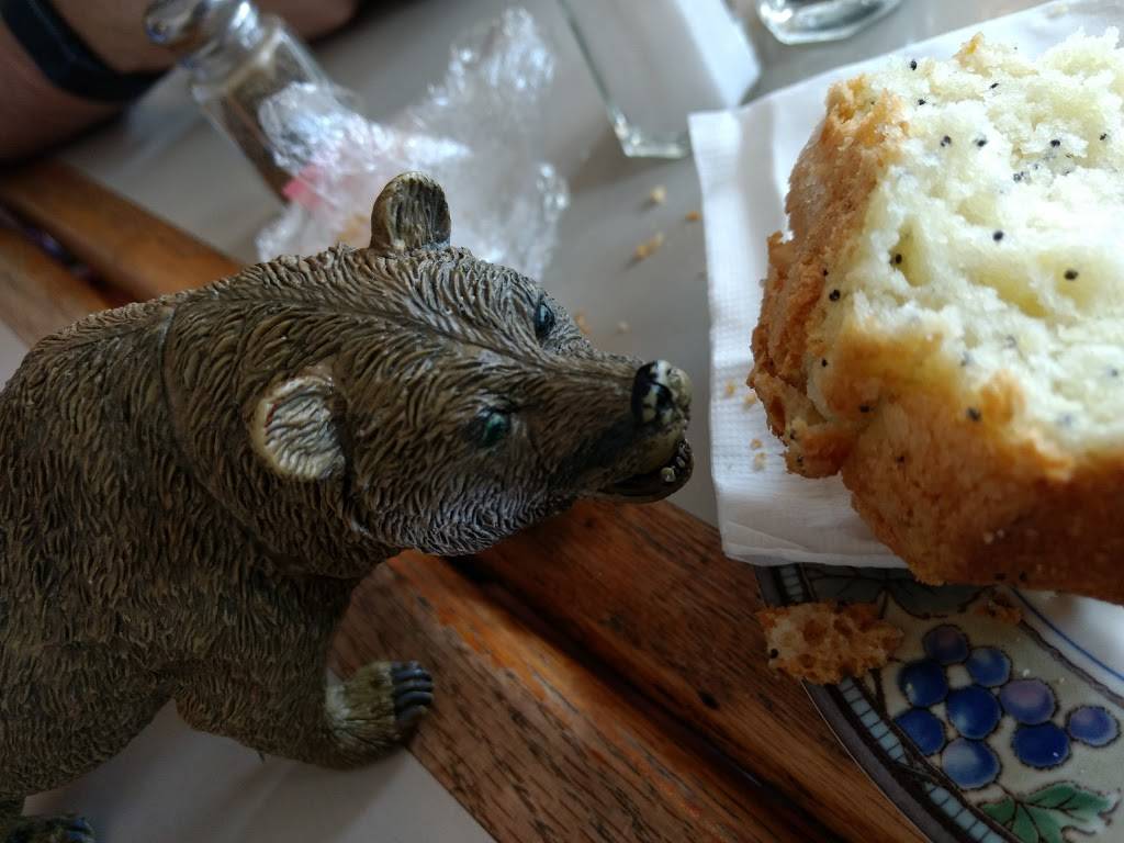 Dos Gringos | restaurant | 3116 Mt Pleasant St NW, Washington, DC 20010, USA | 2024621159 OR +1 202-462-1159