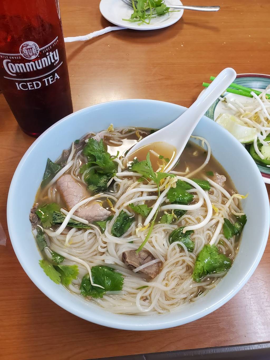 VK Noodle House | restaurant | 2941 Bienville Blvd, Ocean Springs, MS 39564, USA | 2288721444 OR +1 228-872-1444