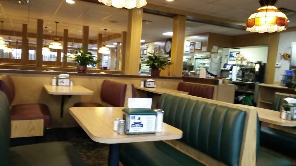 Mr. Burger | restaurant | 1750 44th St SE, Grand Rapids, MI 49508, USA | 6164558604 OR +1 616-455-8604