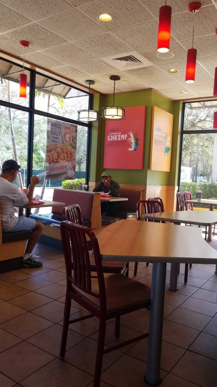 Popeyes Louisiana Kitchen | restaurant | 7049 N Seacrest Blvd, Lantana, FL 33462, USA | 5615857861 OR +1 561-585-7861