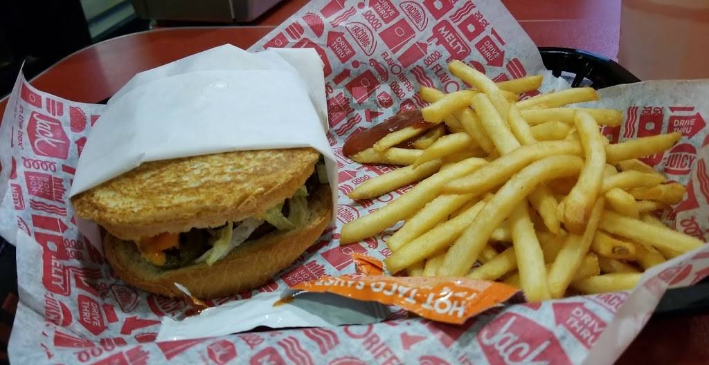 Jack in the Box | restaurant | 500 E 4th St, Perris, CA 92570, USA | 9519432600 OR +1 951-943-2600