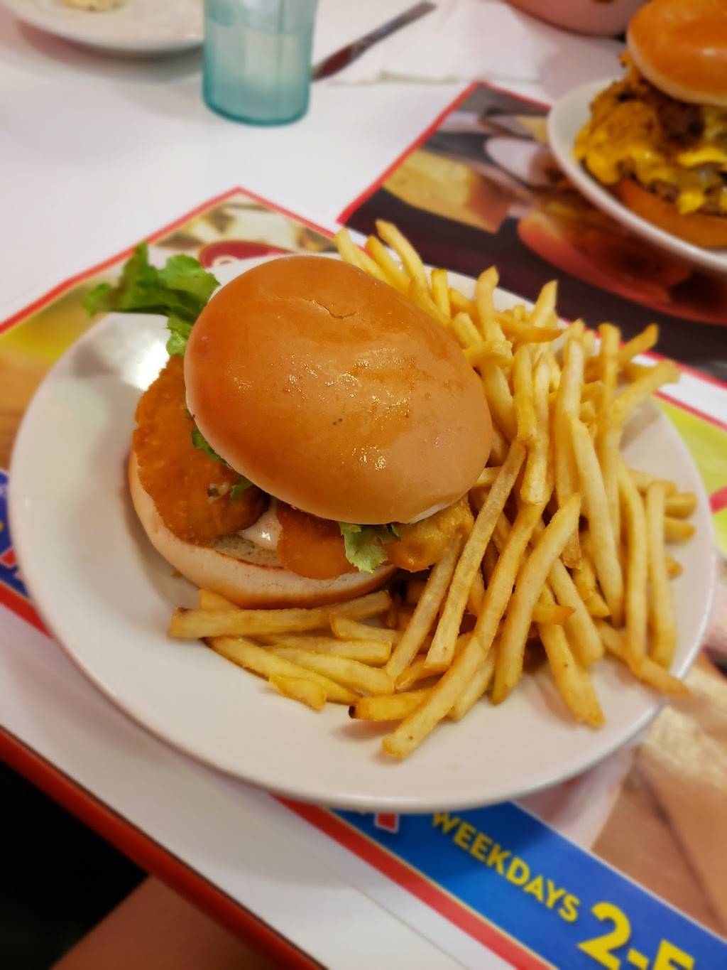 Steak n Shake | restaurant | 7101 W Colonial Dr, Orlando, FL 32818, USA | 4072976650 OR +1 407-297-6650