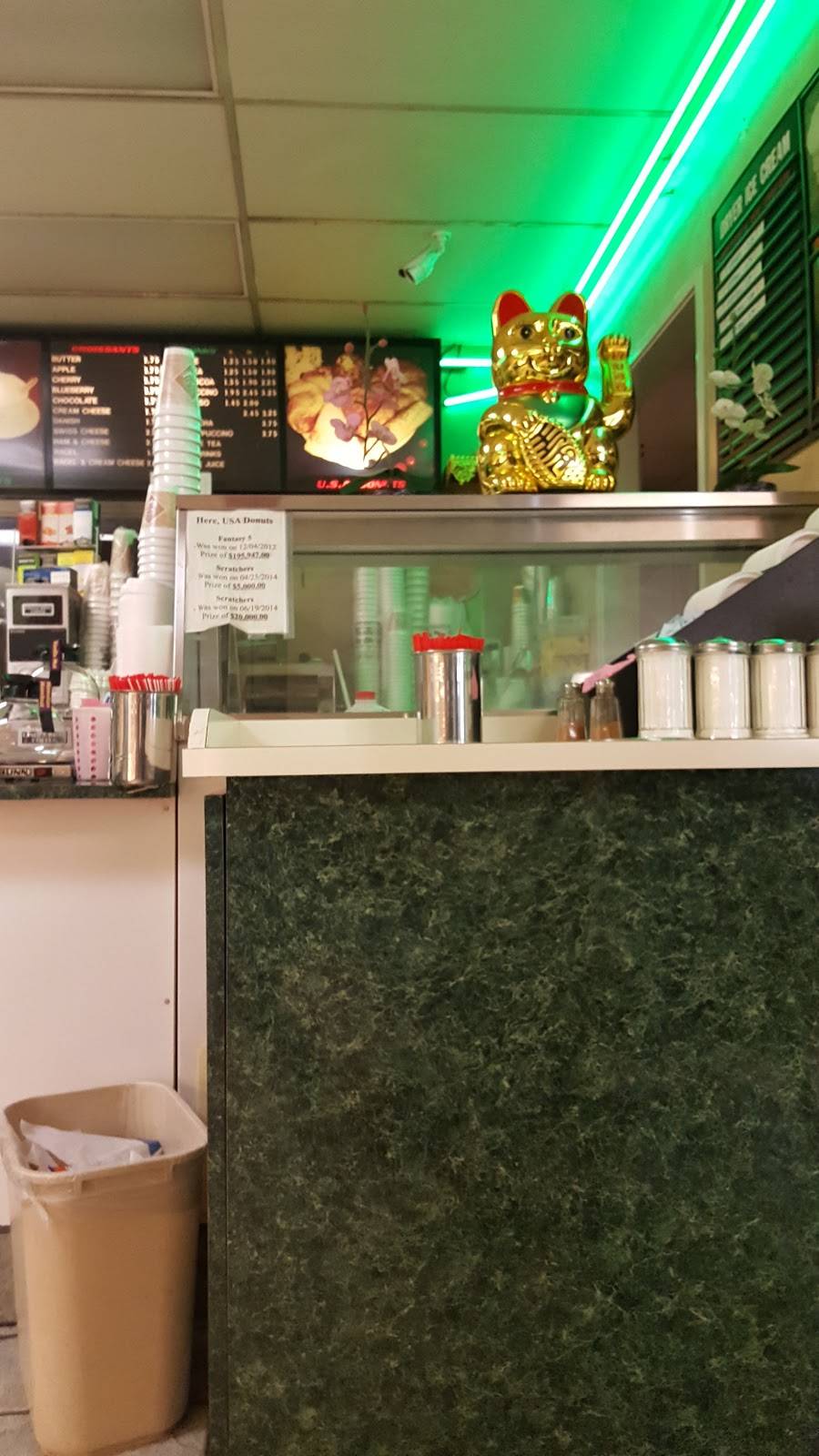 Emperor Express | restaurant | 13320 Burbank Blvd, Van Nuys, CA 91401, USA | 8187879235 OR +1 818-787-9235