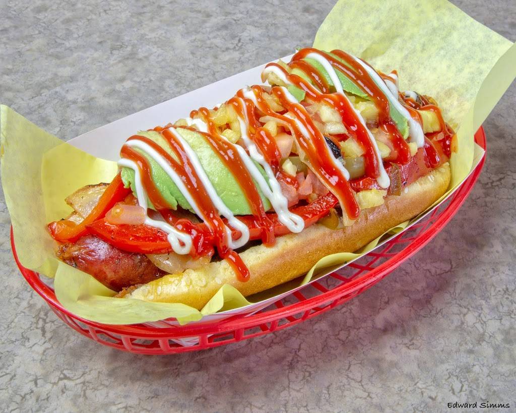 El TacoDoggy | restaurant | 883 E Foothill Blvd, Rialto, CA 92376, USA | 9098205810 OR +1 909-820-5810