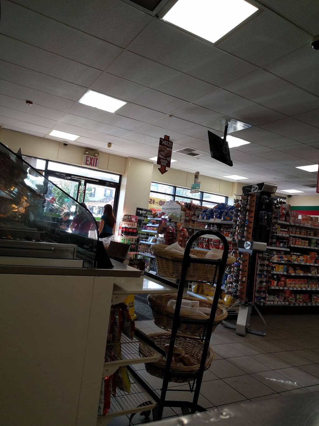 7-Eleven | bakery | 127-02 14th Ave, Queens, NY 11356, USA | 7189611396 OR +1 718-961-1396