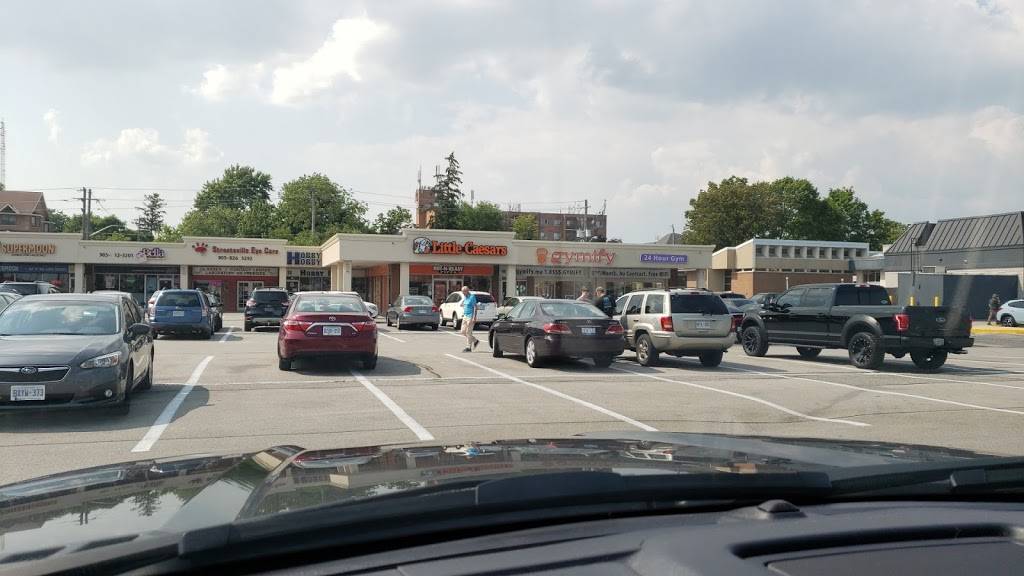 Little Caesars Pizza | meal takeaway | 128 Queen St S, Mississauga, ON L5M 1K8, Canada | 9059977975 OR +1 905-997-7975