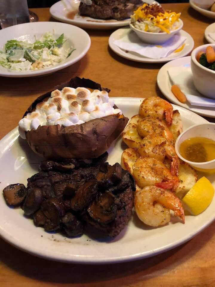 Texas Roadhouse | restaurant | 12 Mall Street, Springfield, MA 01128, USA | 4137828100 OR +1 413-782-8100