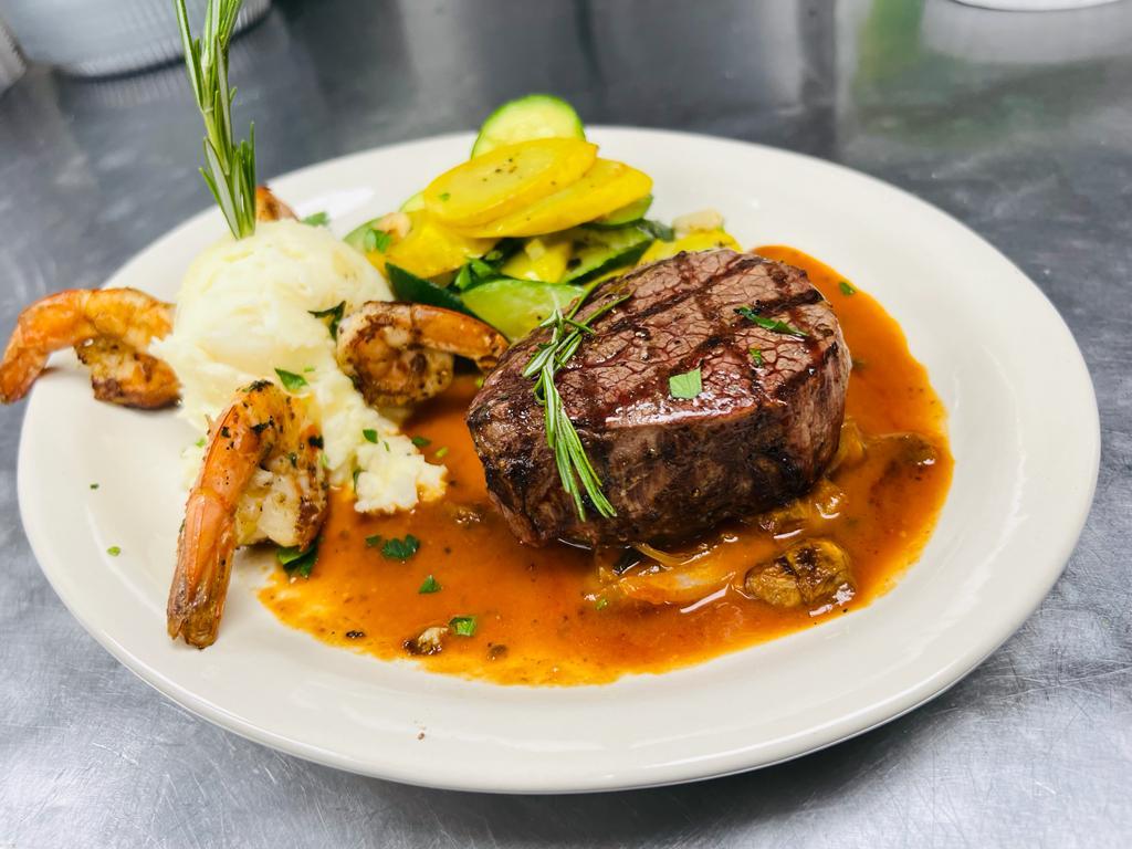 Memo’s bar & grill | restaurant | k, 302 Harry S. Truman Pkwy, Annapolis, MD 21401, USA | 4102665006 OR +1 410-266-5006