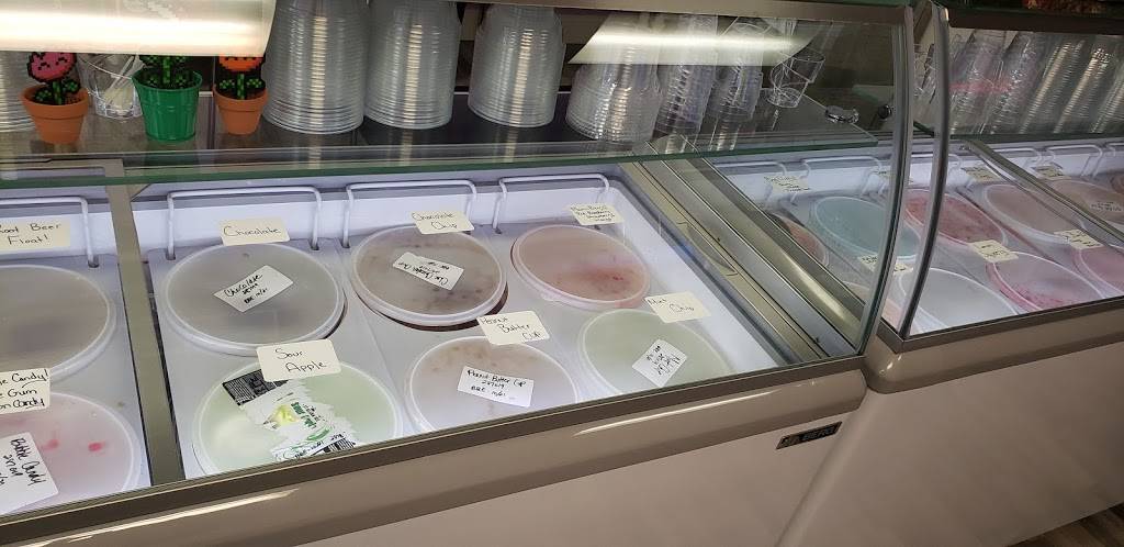 Royal Ice Italian Ice & Gaming | restaurant | 11446 Ridge Rd, New Port Richey, FL 34654, USA | 7274947475 OR +1 727-494-7475