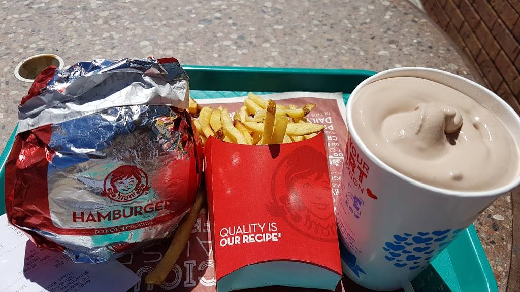 Wendys | restaurant | 190 Tanglewood Ln, Silverthorne, CO 80498, USA | 9704680129 OR +1 970-468-0129