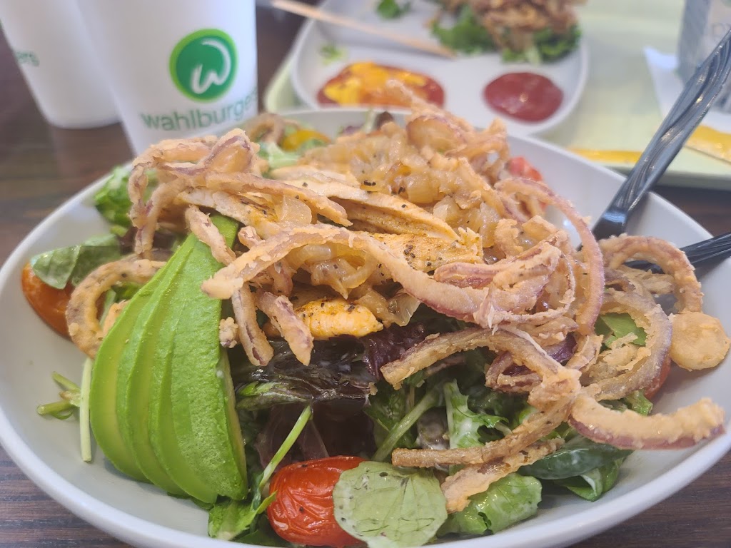Wahlburgers | restaurant | 1219 Burlingame Ave, Burlingame, CA 94010, USA | 6503990777 OR +1 650-399-0777