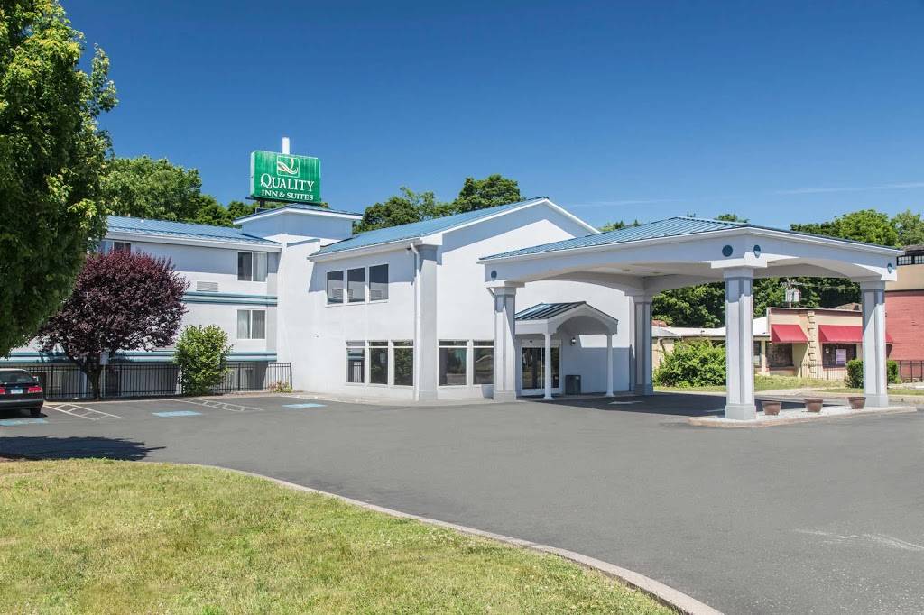 Quality Inn & Suites | restaurant | 78 Federal Rd, Danbury, CT 06810, USA | 2037436701 OR +1 203-743-6701