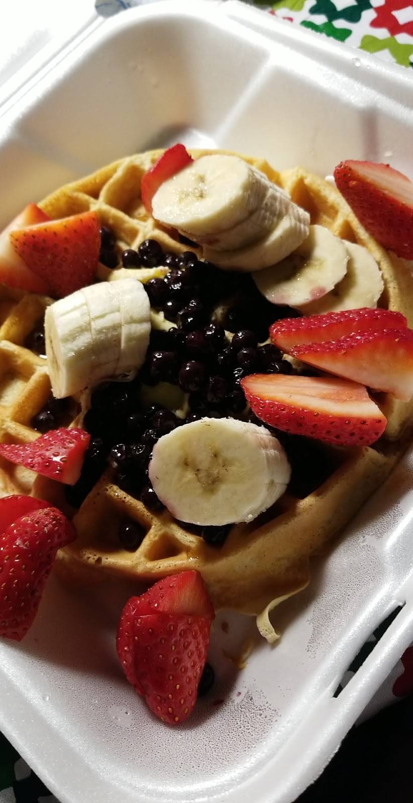 Foodworks Restaurant | restaurant | 2461 E Main Rd, Portsmouth, RI 02871, USA | 4016834664 OR +1 401-683-4664