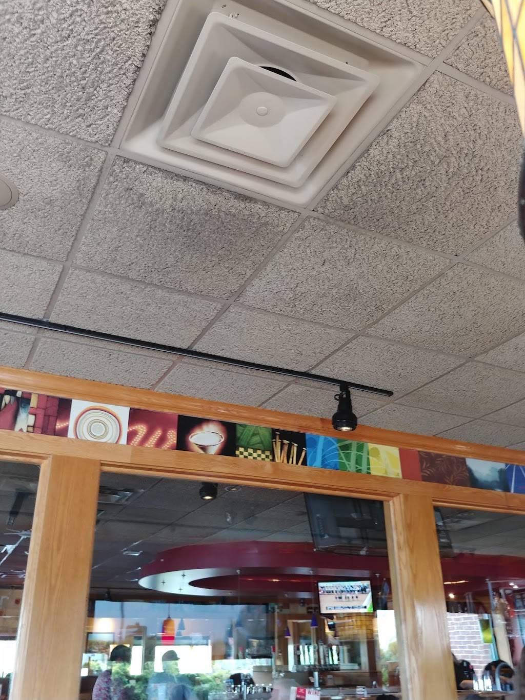 Applebees Grill + Bar | restaurant | 3702 Easton-Nazareth Hwy, Easton, PA 18045, USA | 6109237611 OR +1 610-923-7611