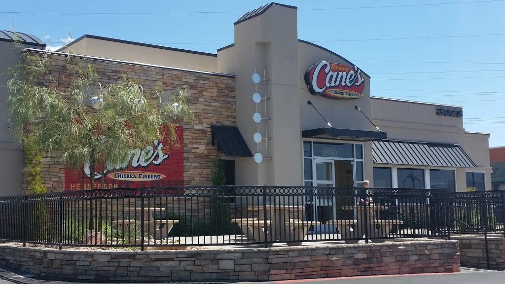 Raising Canes Chicken Fingers | meal takeaway | 3023 St Rose Pkwy, Henderson, NV 89052, USA | 7257773644 OR +1 725-777-3644