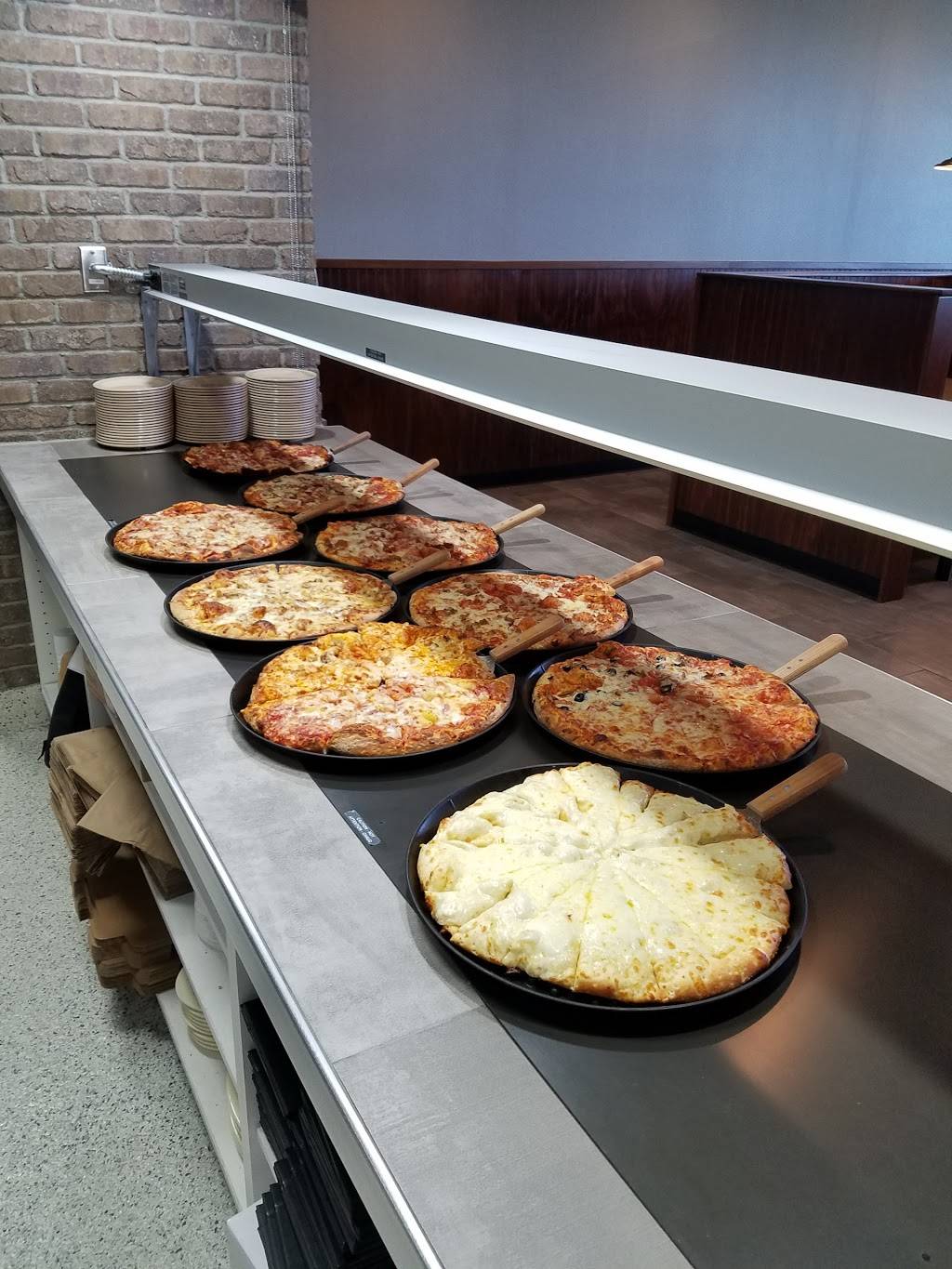 Chicagos Pizza Speedway | restaurant | 6321 Crawfordsville Rd, Speedway, IN 46224, USA | 3177572787 OR +1 317-757-2787