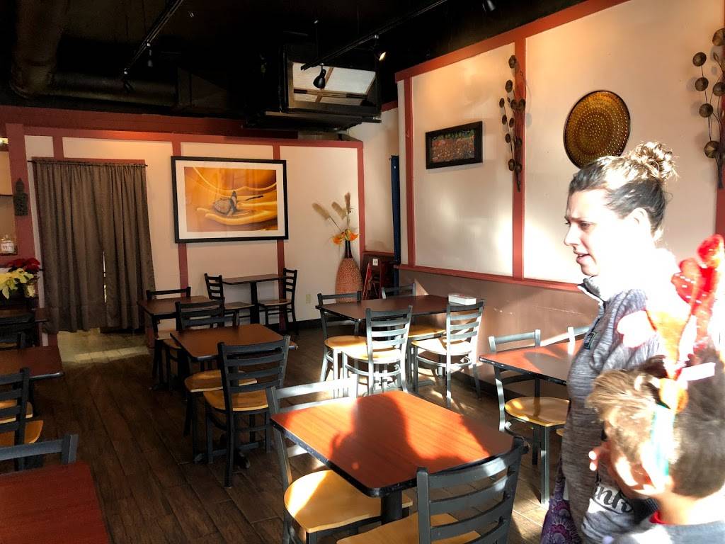 Thai & Noodle Outlet | restaurant | 5813 Forbes Ave, Pittsburgh, PA 15217, USA | 4124222003 OR +1 412-422-2003