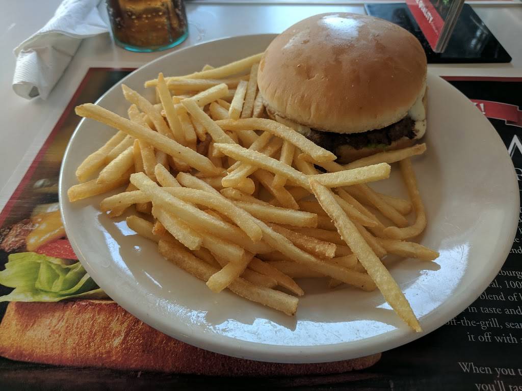 Steak n Shake | restaurant | 23 Executive Dr, New Castle, IN 47362, USA | 7655214514 OR +1 765-521-4514