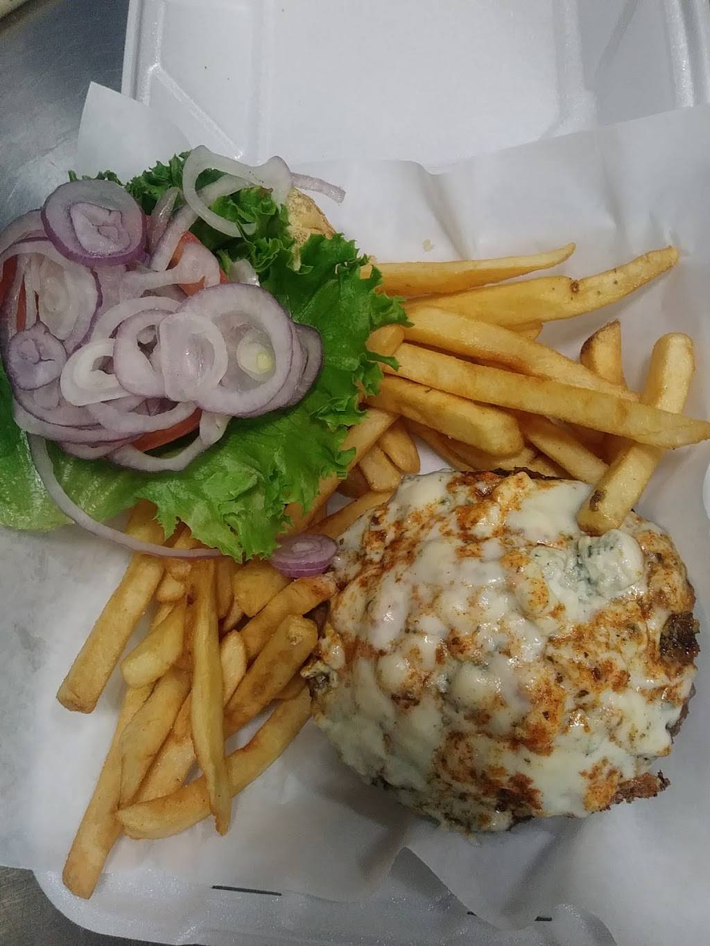 Oakleys Grille | restaurant | 17631 Bruce B Downs Blvd, Tampa, FL 33647, USA | 8135235075 OR +1 813-523-5075