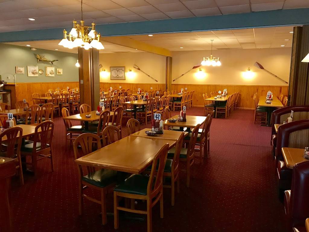 Mayflower Seafood Restaurant | restaurant | 665 Montroyal Rd, Rural Hall, NC 27045, USA | 3369692130 OR +1 336-969-2130
